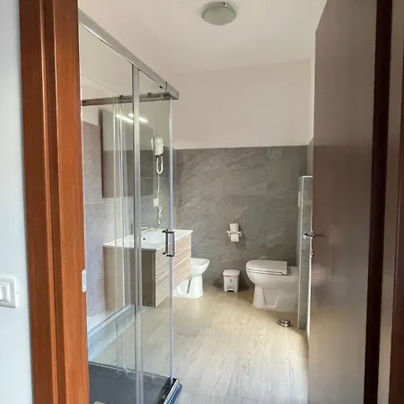 בית הארחה Casa Laguna Escape מסטרה