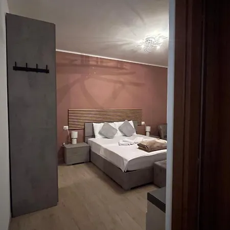 Casa Laguna Escape 3* מסטרה