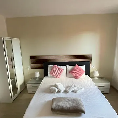Casa Laguna Escape