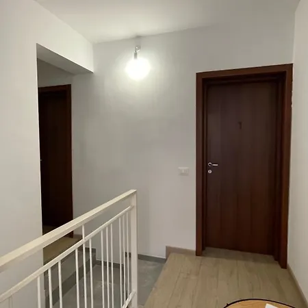 בית הארחה Casa Laguna Escape מסטרה