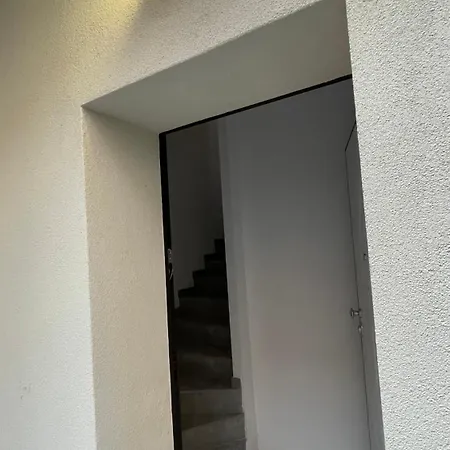 בית הארחה Casa Laguna Escape מסטרה