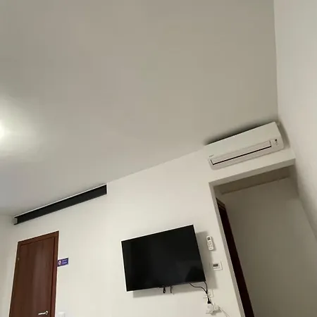 Casa Laguna Escape בית הארחה