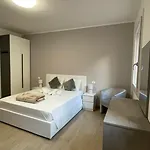 Casa Laguna Escape