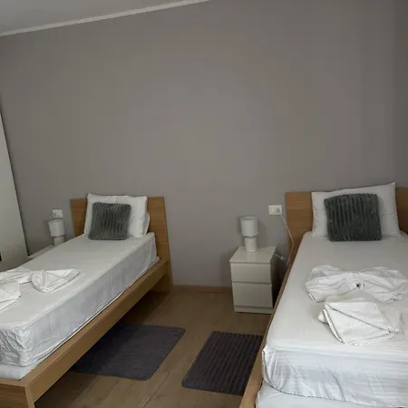 Casa Laguna Escape